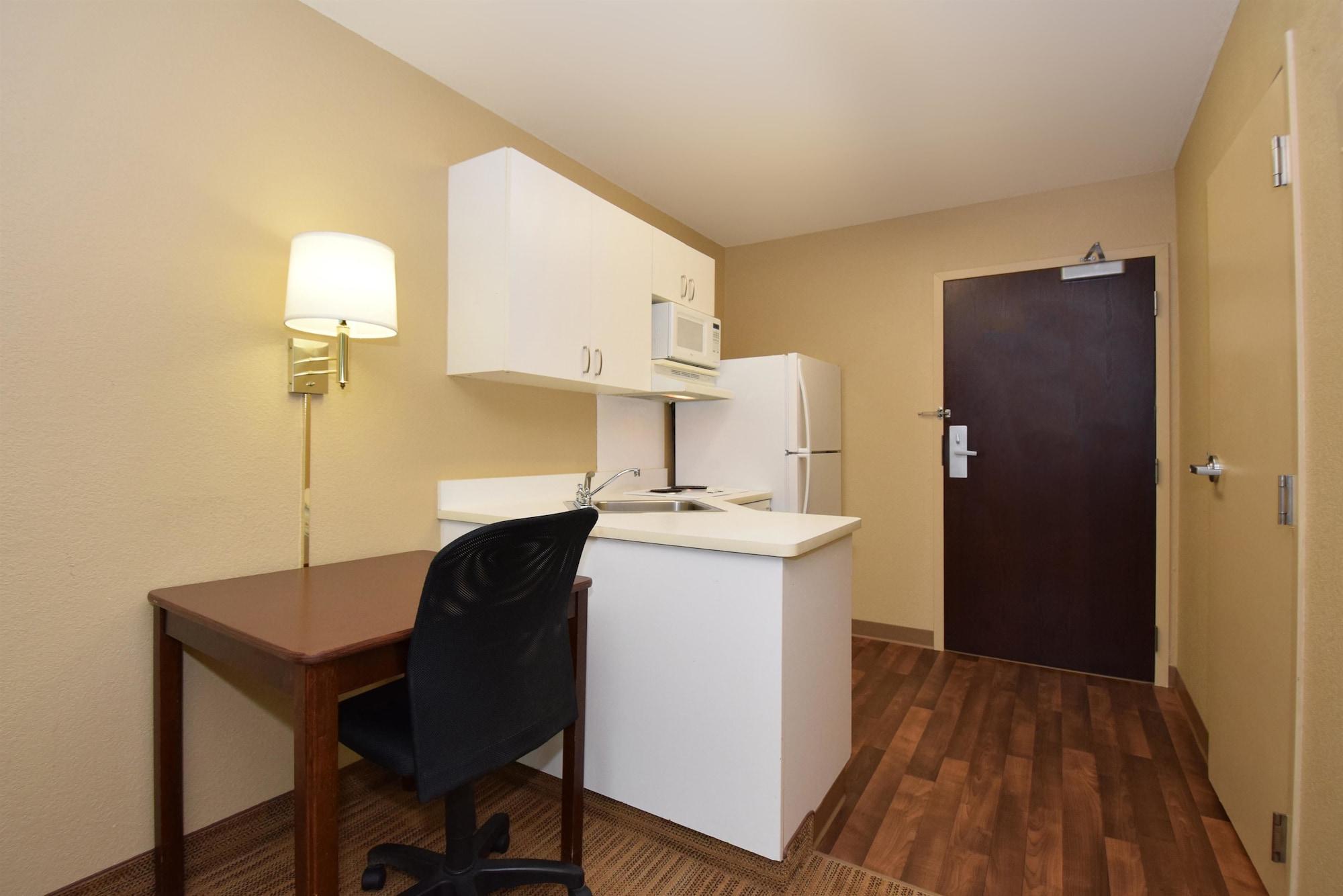 Extended Stay America Suites - Santa Barbara - Calle Real Goleta Bagian luar foto