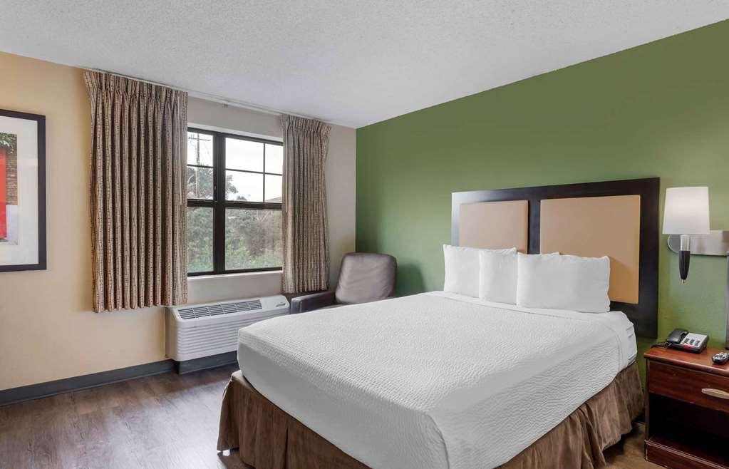 Extended Stay America Suites - Santa Barbara - Calle Real Goleta Ruang foto
