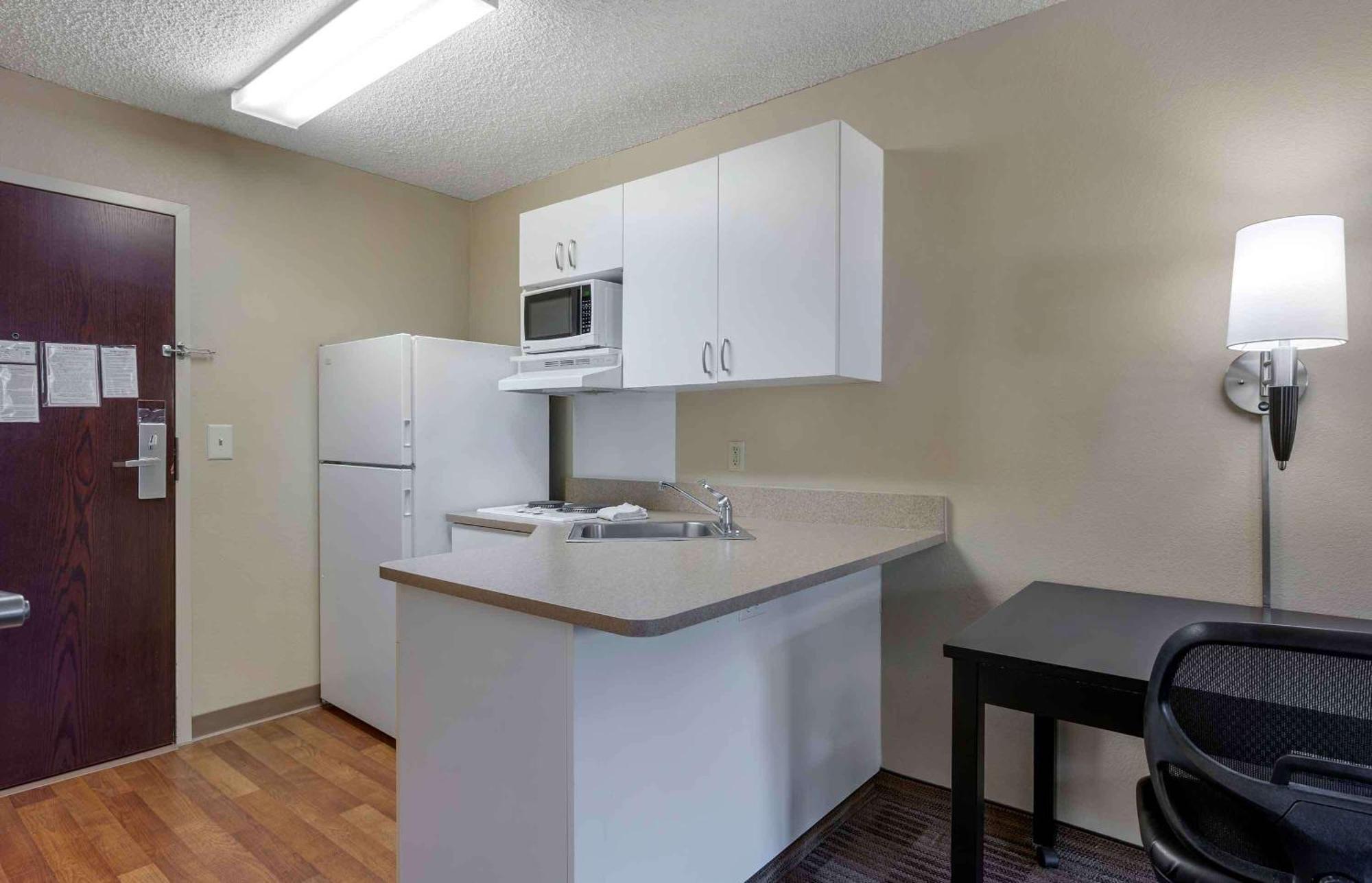 Extended Stay America Suites - Santa Barbara - Calle Real Goleta Bagian luar foto