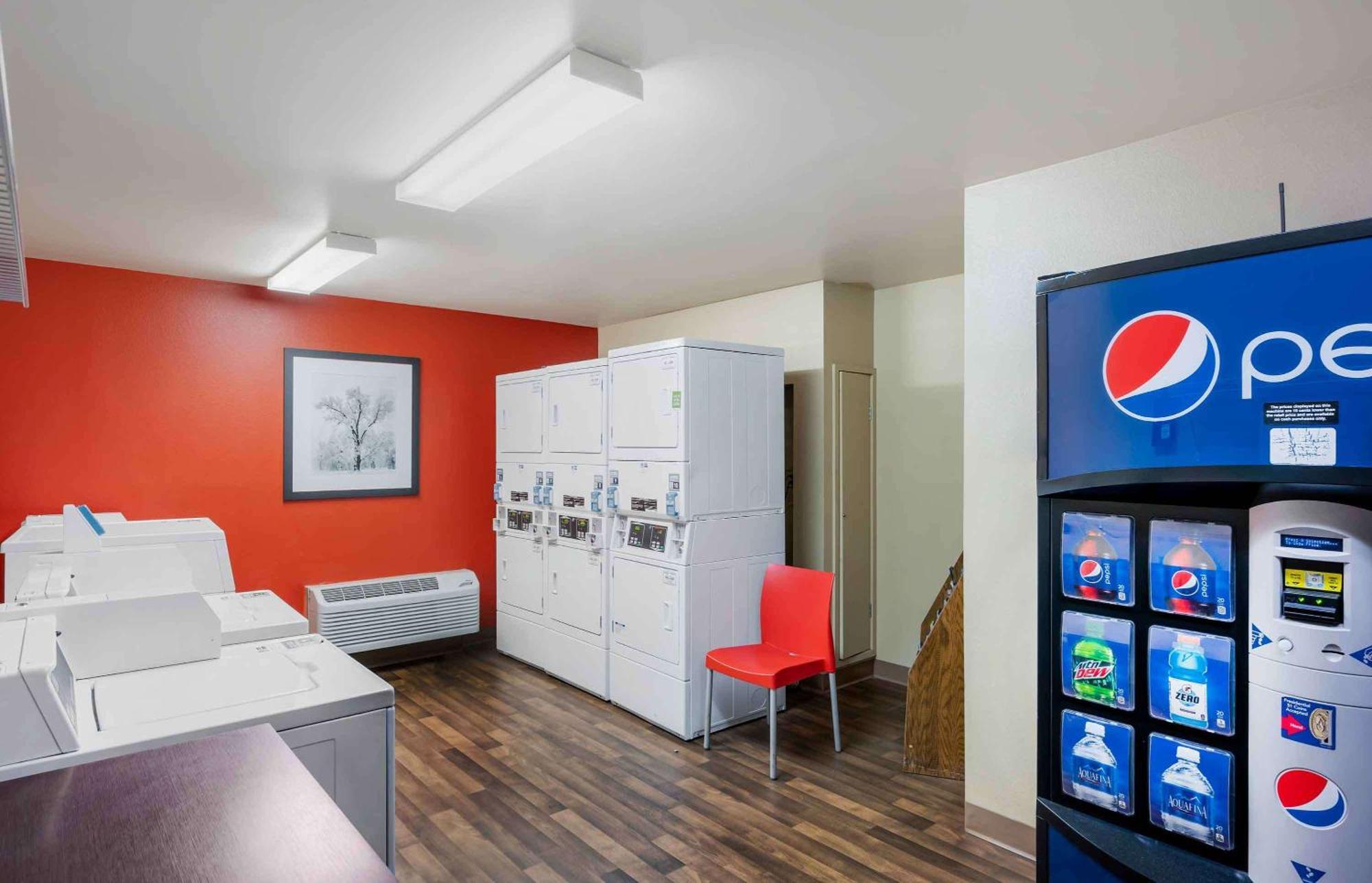 Extended Stay America Suites - Santa Barbara - Calle Real Goleta Bagian luar foto