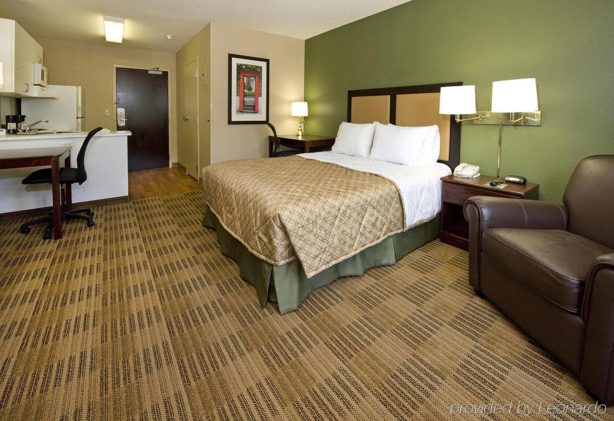 Extended Stay America Suites - Santa Barbara - Calle Real Goleta Ruang foto